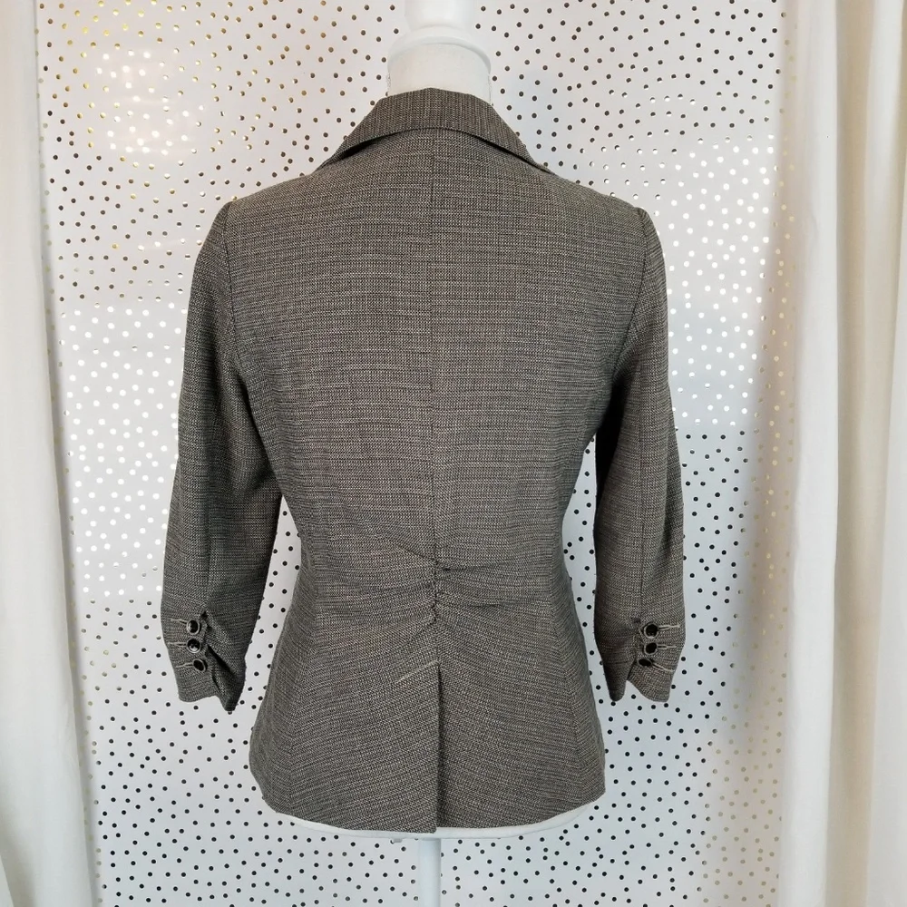 Cabi | Barrista Tweed Blazer | Size 4 - Picture 4 of 8